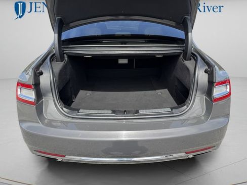 Used 2018 Lincoln Continental Black Label FWD image 11