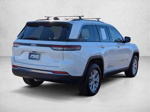 Used 2023 Jeep Grand Cherokee Limited image 5