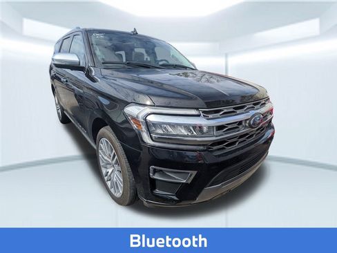 Used 2023 Ford Expedition Platinum image 4