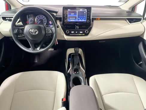 Used 2021 Toyota Corolla LE image 29