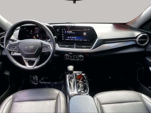 Certified 2025 Chevrolet Trax ACTIV w/ Driver Confidence Package FWD image 16