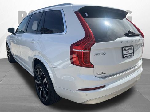 Used 2022 Volvo XC90 T6 Momentum w/ Advanced Package AWD/4WD image 6