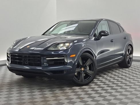 New 2026 Porsche Cayenne Coupe AWD/4WD image 1