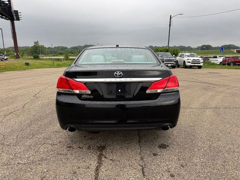 Used 2012 Toyota Avalon Limited FWD image 15