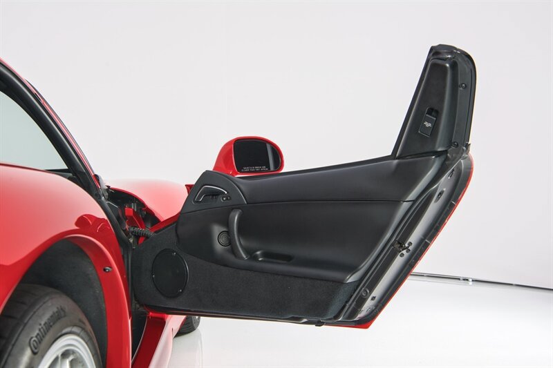 Used 2002 Dodge Viper GTS RWD image 32
