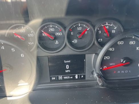 Used 2021 Chevrolet Silverado 1500 W/T w/ WT Fleet Convenience Package AWD/4WD image 10