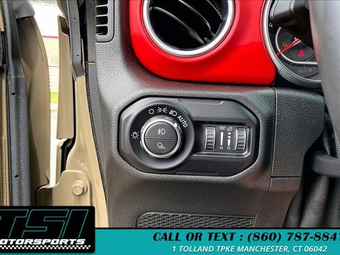 Used 2020 Jeep Gladiator Rubicon AWD/4WD image 31