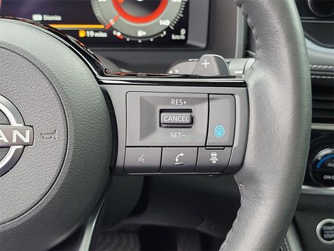 Certified 2023 Nissan Rogue Platinum w/ Platinum Premium Package image 6