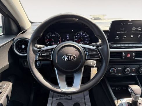 Used 2021 Kia Forte LXS FWD image 12