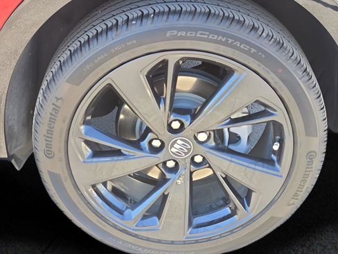 Used 2025 Buick Envision Sport Touring image 9