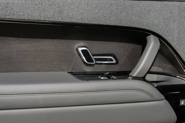New 2026 Land Rover Range Rover Sport Dynamic SE AWD/4WD image 56
