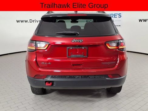 Used 2024 Jeep Compass Trailhawk w/ Trailhawk Elite Group AWD/4WD image 5