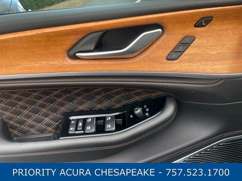 Used 2022 Jeep Grand Cherokee Summit AWD/4WD image 8