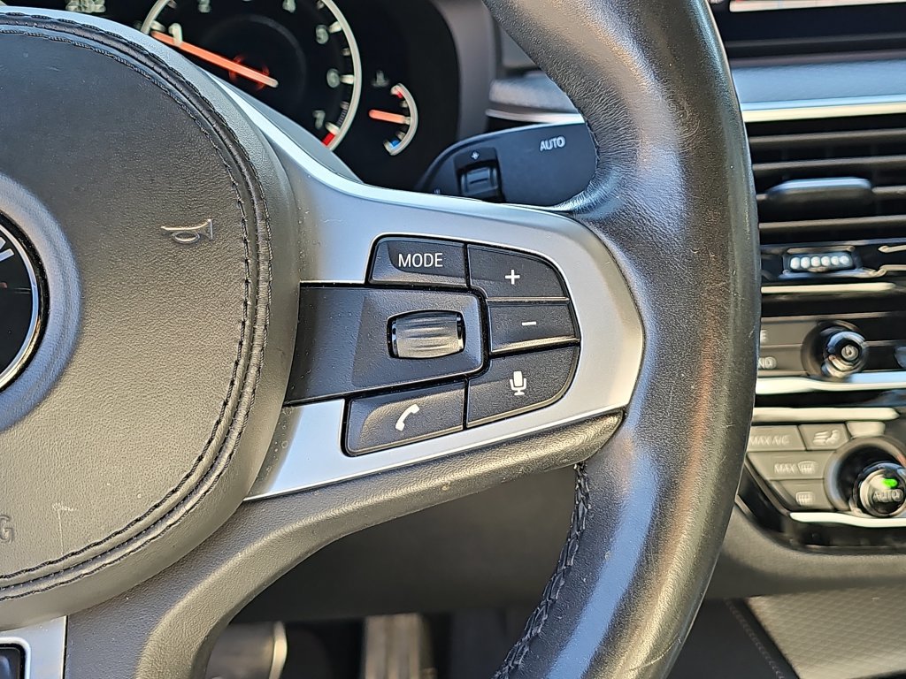 Used 2019 BMW 530i xDrive AWD/4WD image 27