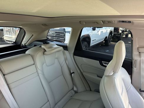 Used 2019 Volvo XC60 T6 Inscription w/ Protection Package Premier image 14