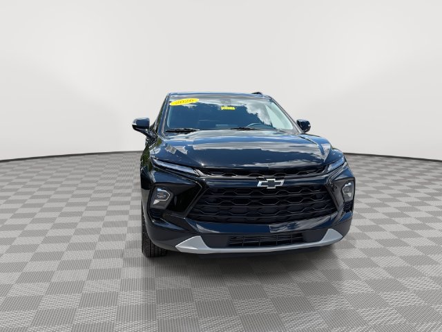 Certified 2026 Chevrolet Blazer LT w/ Midnight/Sport Edition AWD/4WD image 4