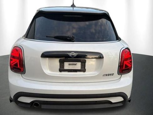 Used 2024 MINI Cooper 4-Door Hardtop FWD image 6