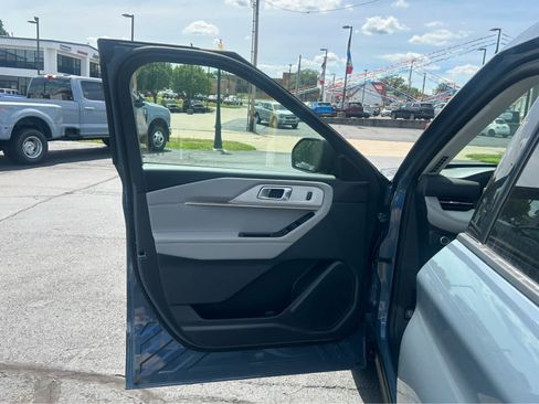 New 2026 Ford Explorer Active w/ Active Comfort Package AWD/4WD image 18