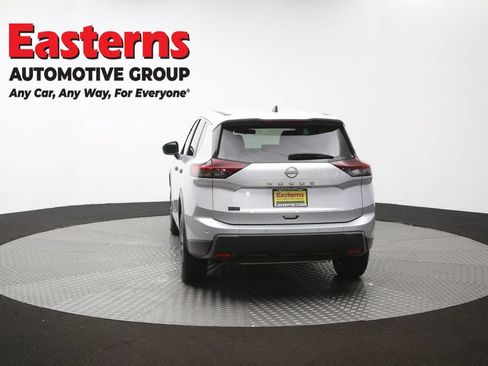 Used 2024 Nissan Rogue S FWD image 36