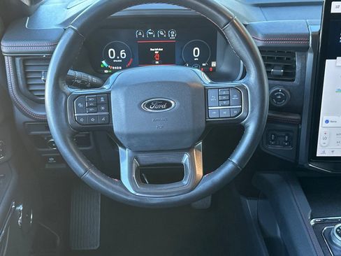 Used 2022 Ford Expedition Max Limited image 14