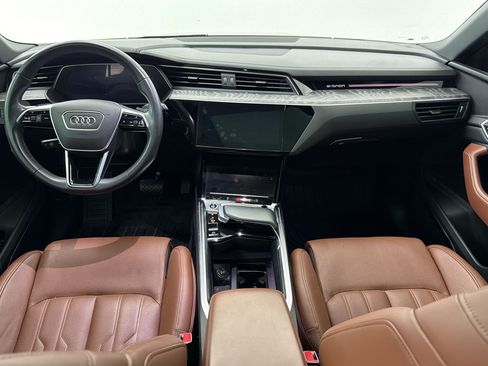 Used 2022 Audi e-tron Chronos AWD/4WD image 15