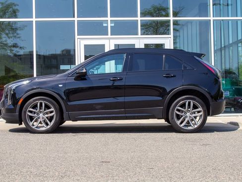 Used 2023 Cadillac XT4 Sport AWD/4WD image 7