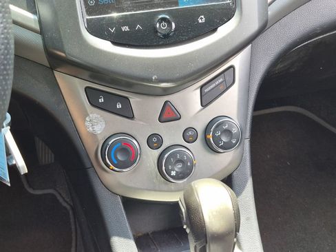 Used 2014 Chevrolet Sonic LT FWD image 18