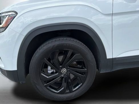 Used 2023 Volkswagen Atlas SE w/ Black Wheel Package AWD/4WD image 39