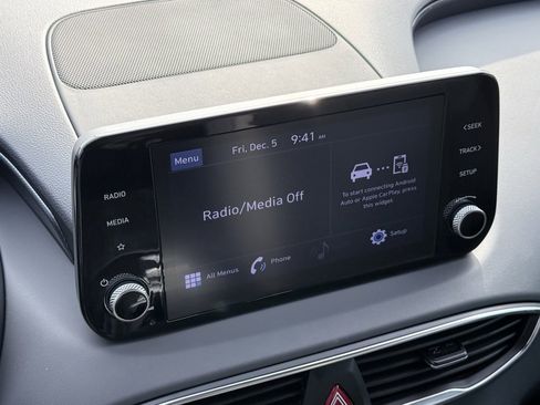 Certified 2021 Hyundai Santa Fe SE image 14