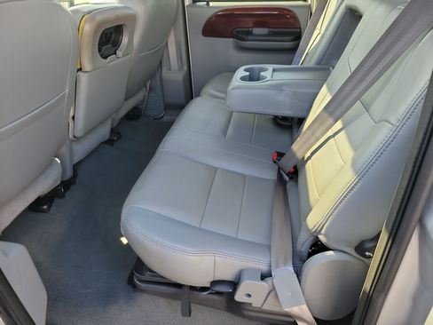 Used 2007 Ford F350 Lariat AWD/4WD image 13