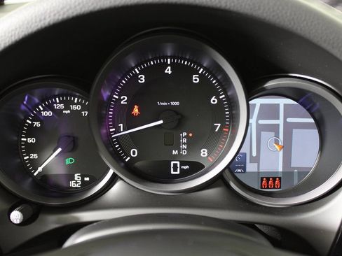 Certified 2026 Porsche Macan AWD/4WD image 21