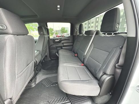 Used 2025 Chevrolet Silverado 1500 Custom Trail Boss w/ LPO, Dark Essentials Package AWD/4WD image 23