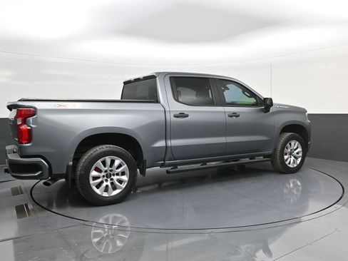 Used 2021 Chevrolet Silverado 1500 Custom image 8