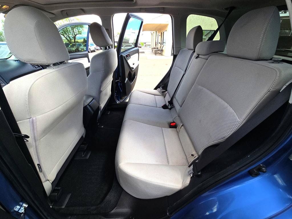 Used 2015 Subaru Forester 2.5i Premium w/ All-Weather Package AWD/4WD image 10