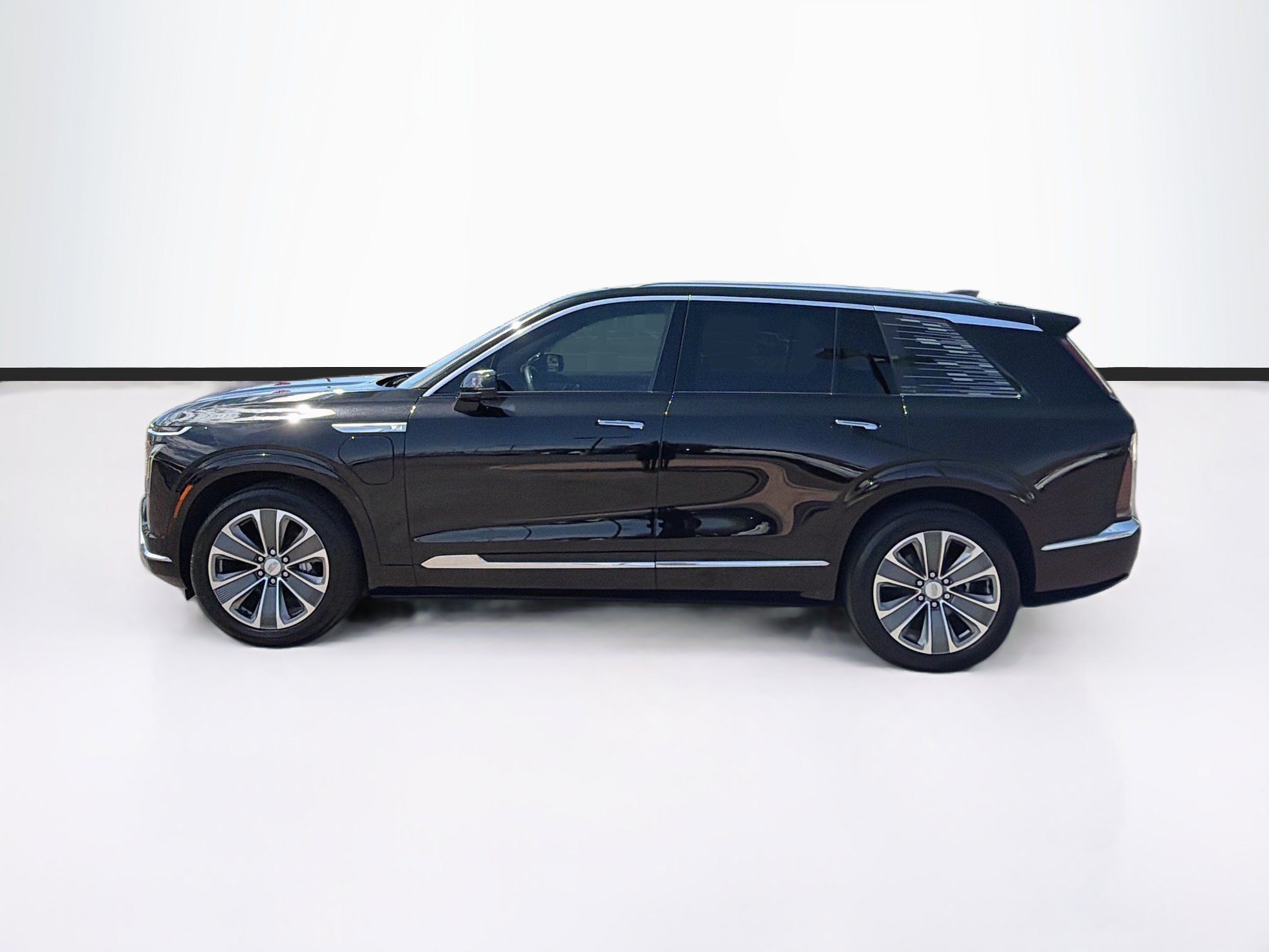 Certified 2026 Cadillac Vistiq Luxury AWD/4WD image 8