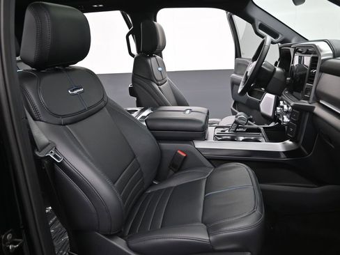 New 2025 Ford F150 Platinum w/ Equipment Group 702A High image 24