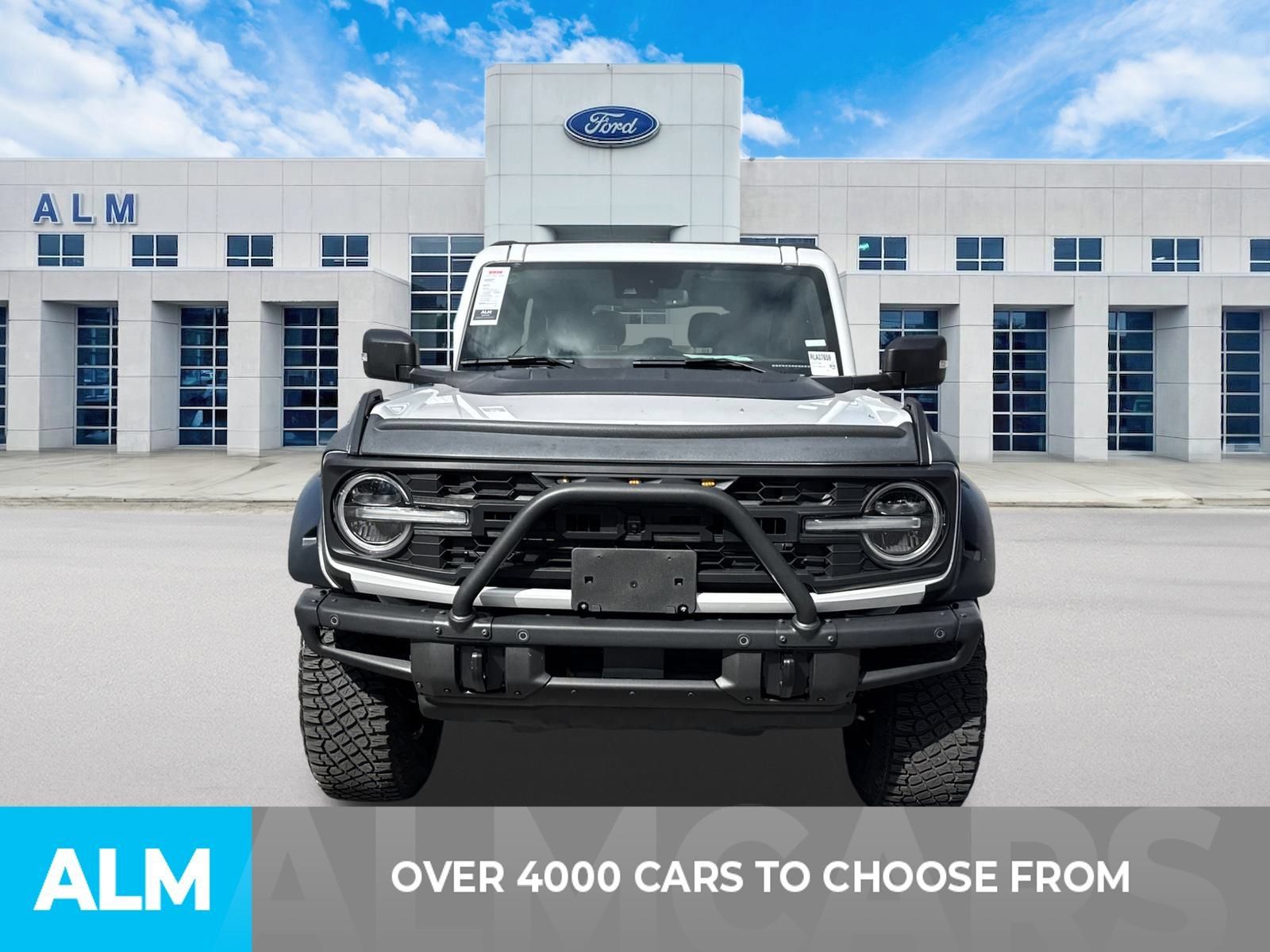 Used 2024 Ford Bronco Badlands w/ Sasquatch Package AWD/4WD image 2
