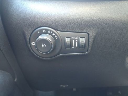 New 2026 Jeep Compass Limited image 11