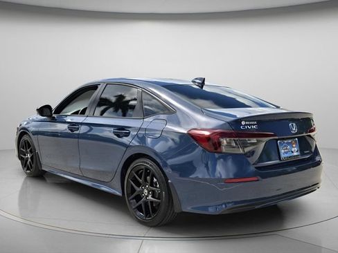 Used 2025 Honda Civic Sport image 8
