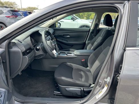 New 2025 Nissan Sentra SV image 10