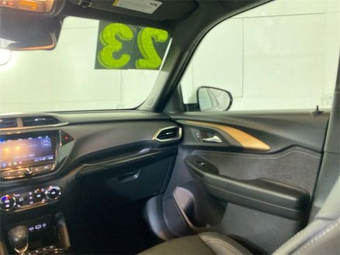 Used 2023 Chevrolet TrailBlazer ACTIV w/ Convenience Package image 11