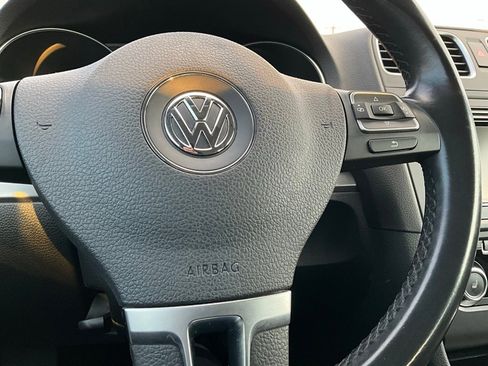 Used 2013 Volkswagen Golf TDI image 21