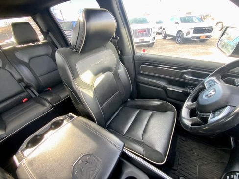 Used 2021 RAM 1500 Laramie image 28