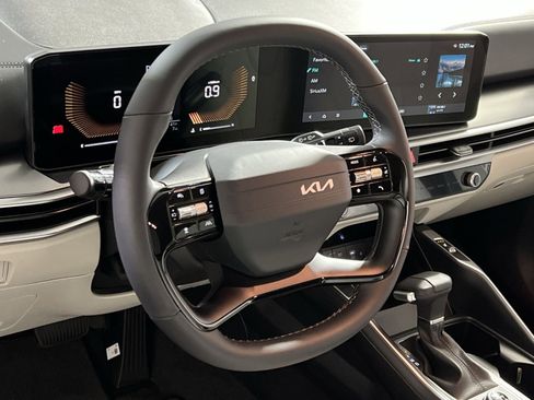 New 2026 Kia Sorento S image 14