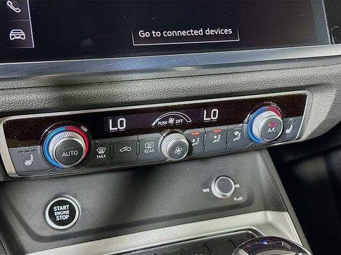 Used 2023 Audi Q3 2.0T Premium image 22