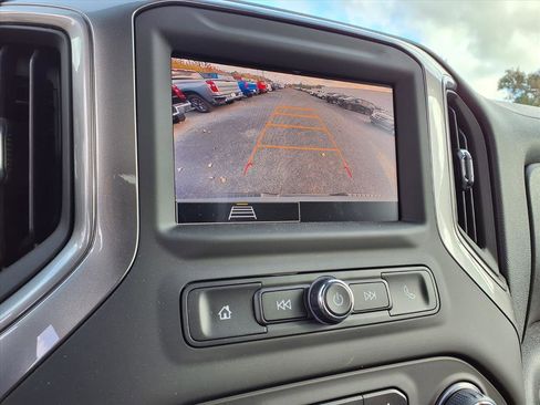 Used 2025 Chevrolet Silverado 1500 W/T image 12