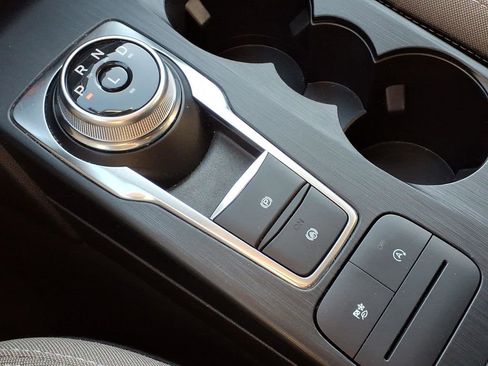 Used 2022 Ford Escape SE w/ Convenience Package image 10