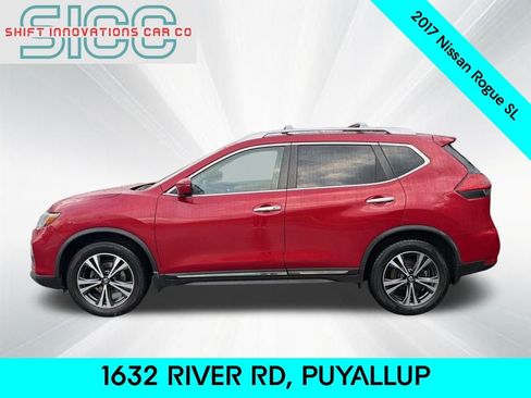 Used 2017 Nissan Rogue SL w/ SL Premium Package image 3