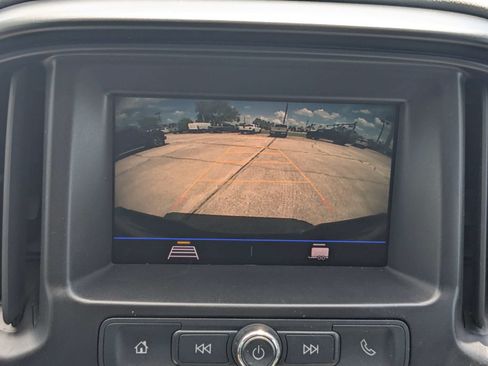 Used 2021 Chevrolet Colorado W/T w/ Custom Special Edition AWD/4WD image 21