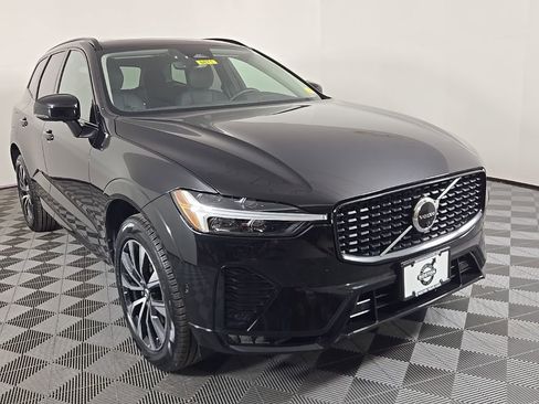 Certified 2023 Volvo XC60 B5 Plus w/ Climate Package image 2